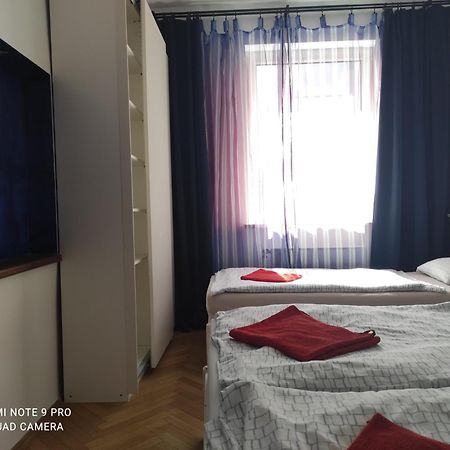 Apartment Maximilian Bratislava Exterior photo
