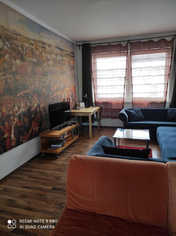 Apartment Maximilian Bratislava Exterior photo