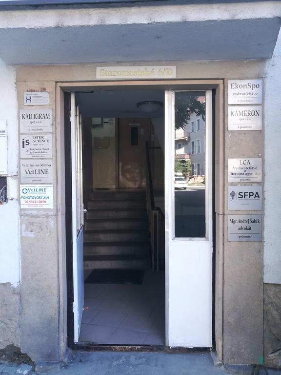 Apartment Maximilian Bratislava Exterior photo
