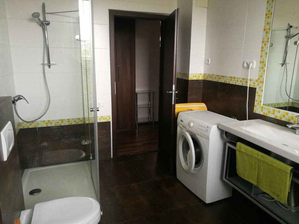 Apartment Maximilian Bratislava Exterior photo